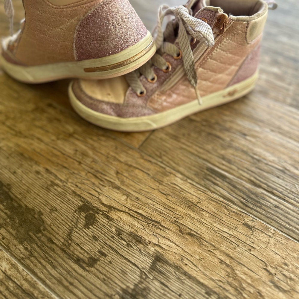 Skechers Kids Light Pink High-Top Sneakers